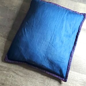 Decorative pillow